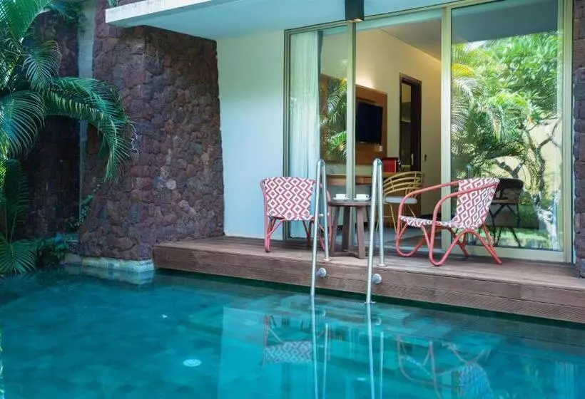 اتاق لوکس, MERUSAKA Nusa Dua