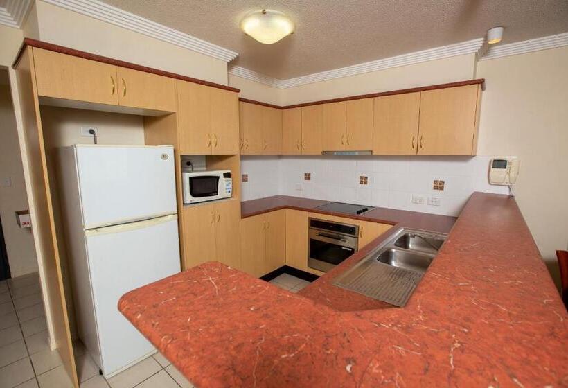 Апартаменты 2 Спальни, Springwood Tower Apartment