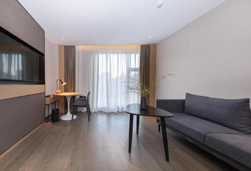 جناح, Atour Hotel Kunming International Trade Center