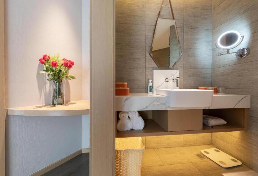 جناح, Atour Hotel Kunming International Trade Center