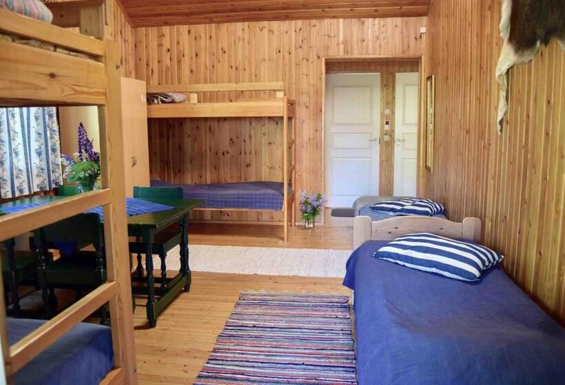 家庭间, Riihon Majatalo