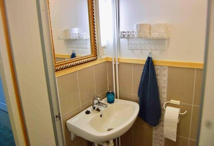 带1个卧室的带阳台的公寓, Riihon Majatalo