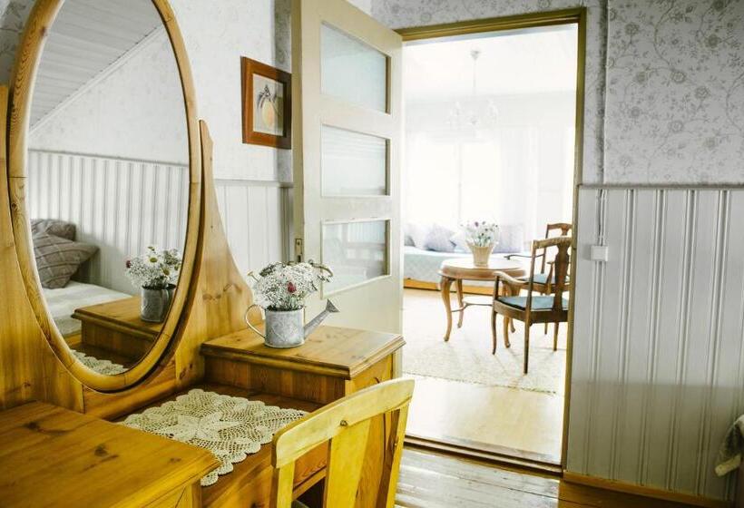 带1个卧室的带阳台的公寓, Riihon Majatalo