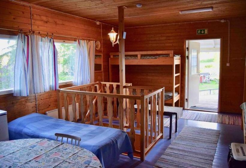 家庭间, Riihon Majatalo