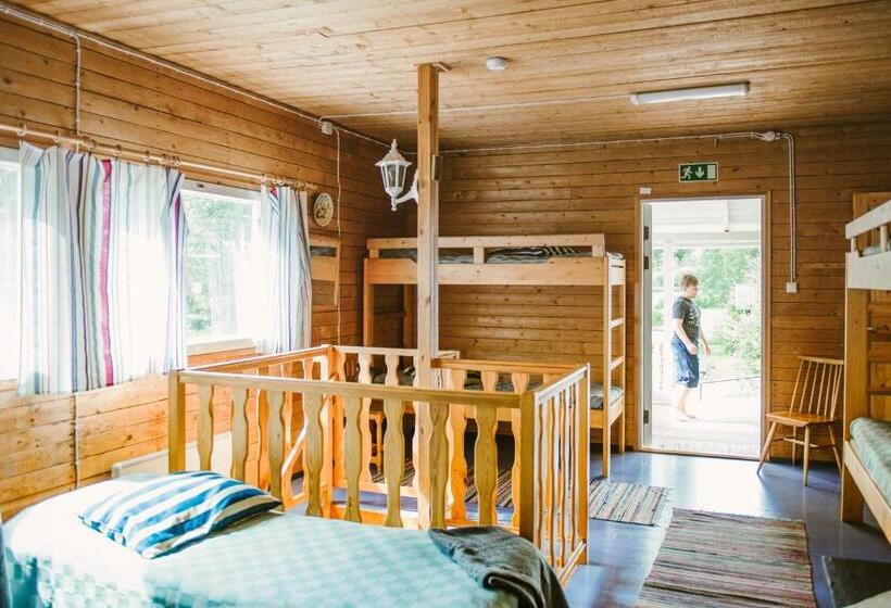 家庭间, Riihon Majatalo