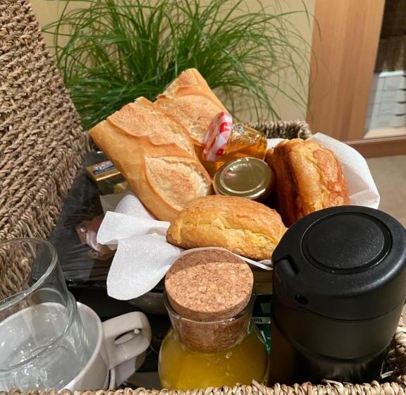 غرفة قياسية مزوَّدة بجاكوزي, Au Fil De L’ô