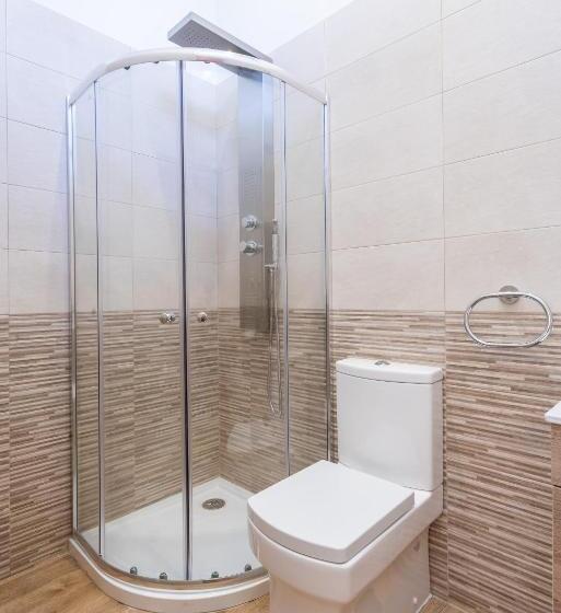 Quarto standard, Donas E Cabaleiros