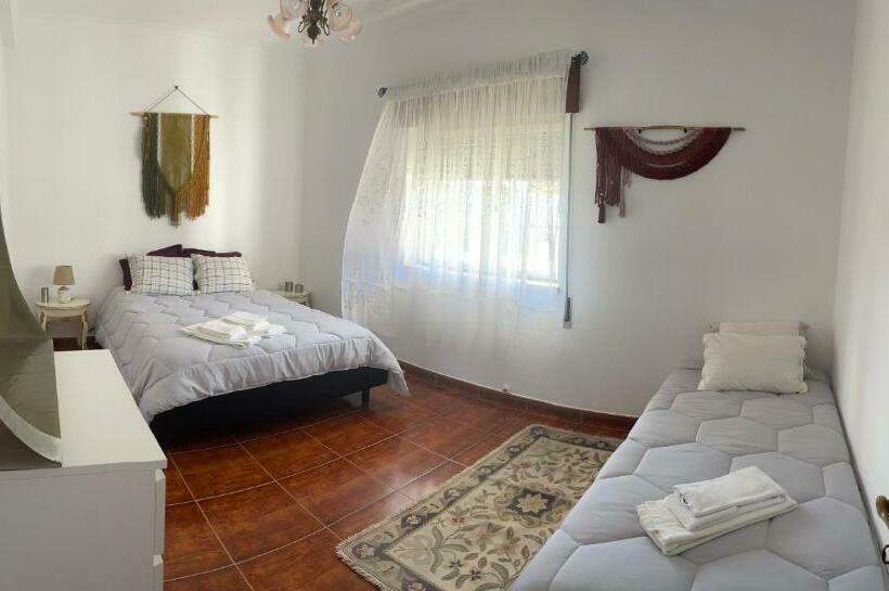 غرفة كلاسيكية ثلاثية, Vale Encantado   Alojamento Local