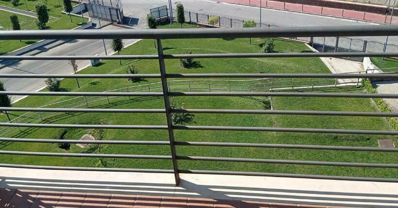 חדר משפחתי, Kairos