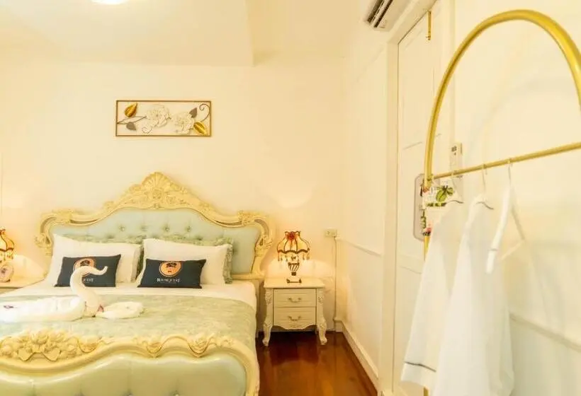 スーペリアールーム, Roomquest Baan Khun Phra The Iconic Residence