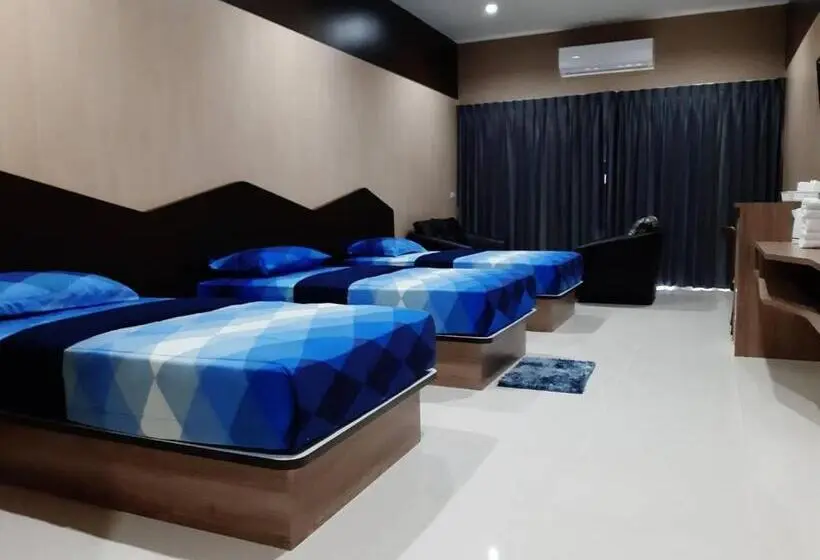 Superior Kolmen Hengen Huone, Tho Mai Resort