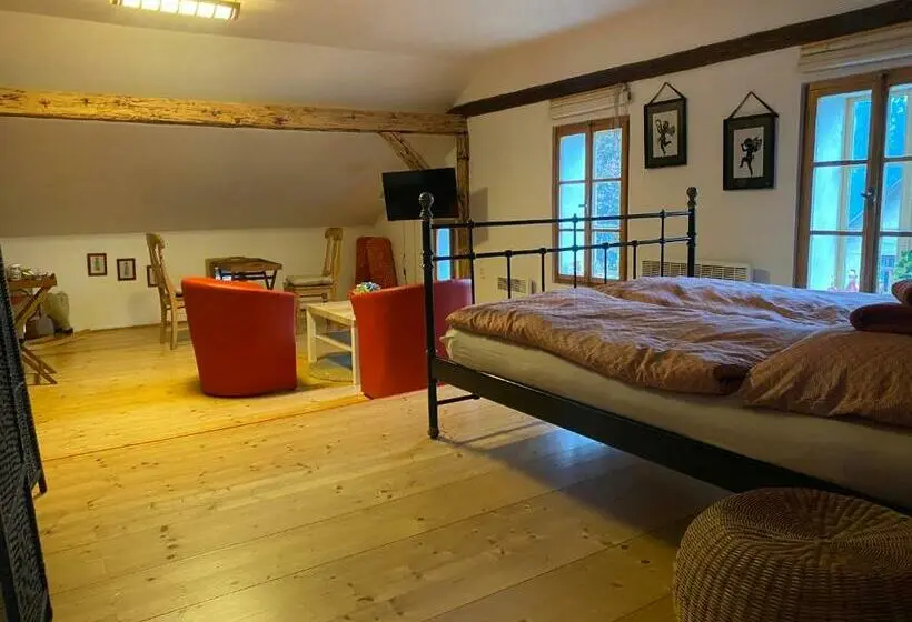 Standard Neljän Hengen Huone, Droom B&b čermná