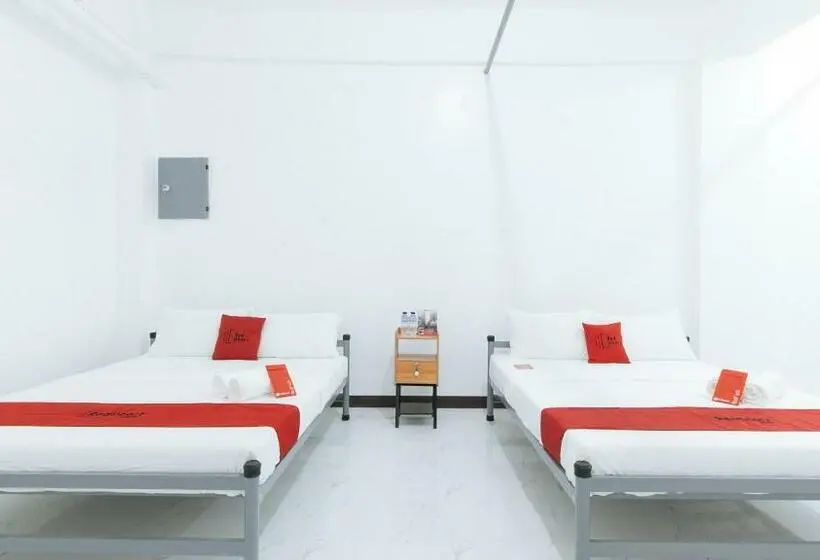 ファミリールーム, Reddoorz @ Catalina Pension House