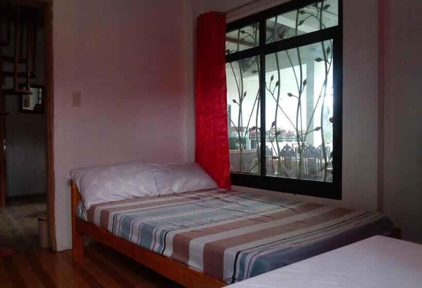 패밀리 룸 산 전망, Ellens Homestay