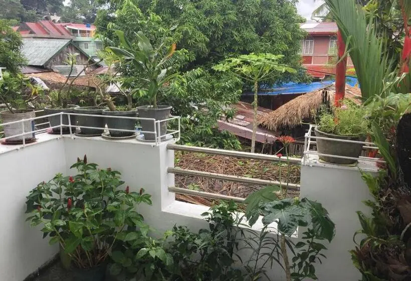 スタンダードルーム, Ellens Homestay