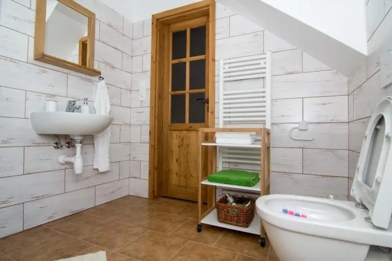 Duplex-huoneisto 1 Makuuhuone, Penzion Konvalinka