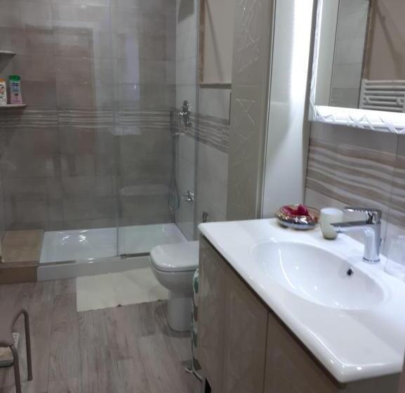 Standard room with outdoor bath, Villa Izzo B&b