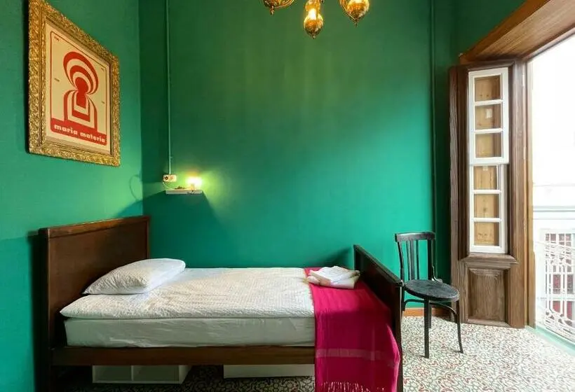 Deluxe Yhden Hengen Huone, Hostal Bubango