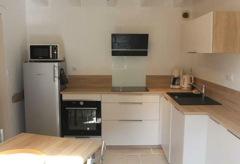 庭の見える１ベッドルームアパートメント, Domaine De La Basse Bobinière   Gîte Et Chambres D Hôtes