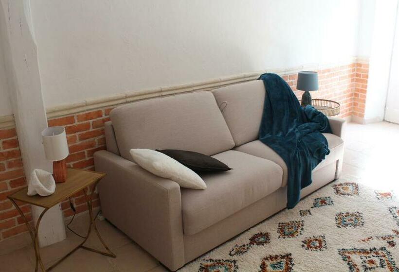 带1个卧室带花园景观的公寓, Domaine De La Basse Bobinière Gîte Et Chambres D Hôtes