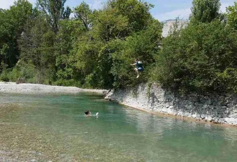 Talo 3 Makuuhuonetta, Moulin De Solaure