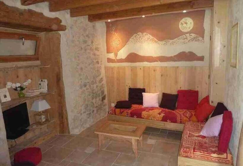 Дом 3 Спальни, Moulin De Solaure