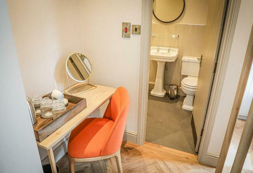 חדר סטנדרט, Hope And Anchor