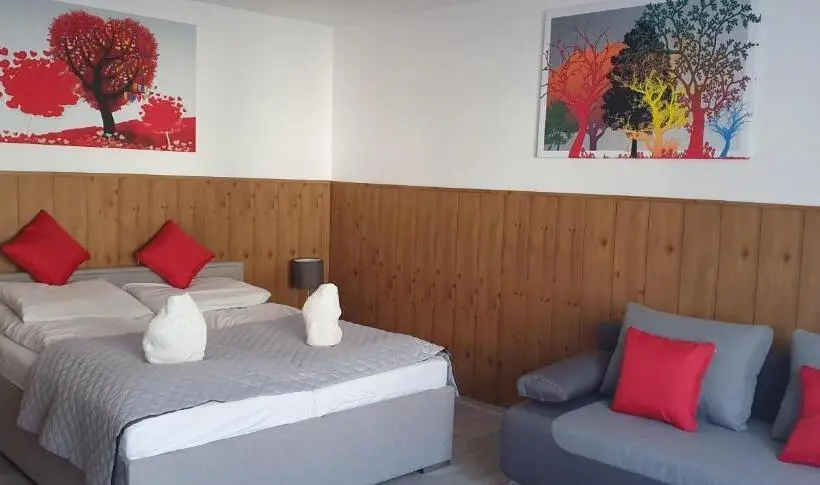Standard Kolmen Hengen Huone, Alpin