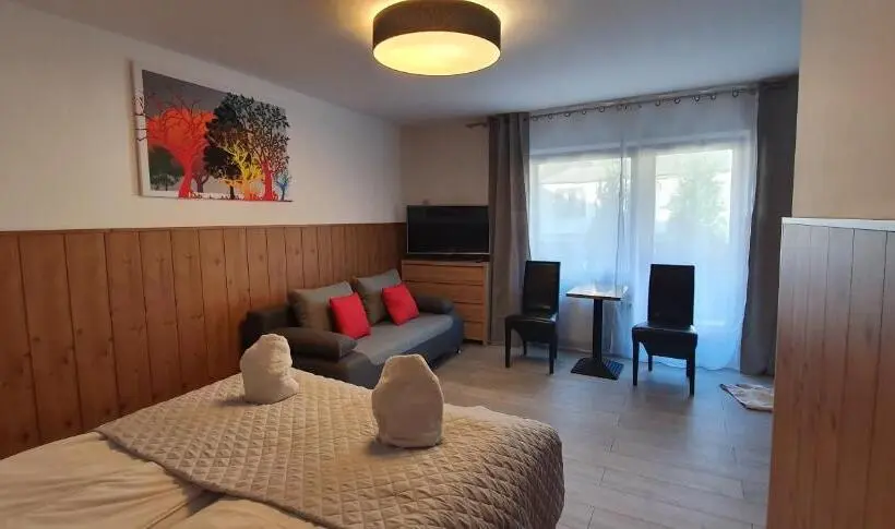 Standard Kolmen Hengen Huone, Alpin