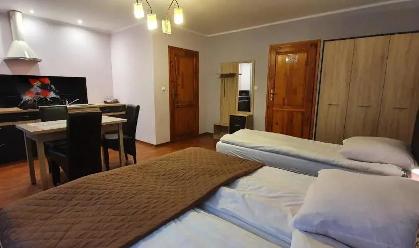 Comfort Kolmen Hengen Huone, Alpin