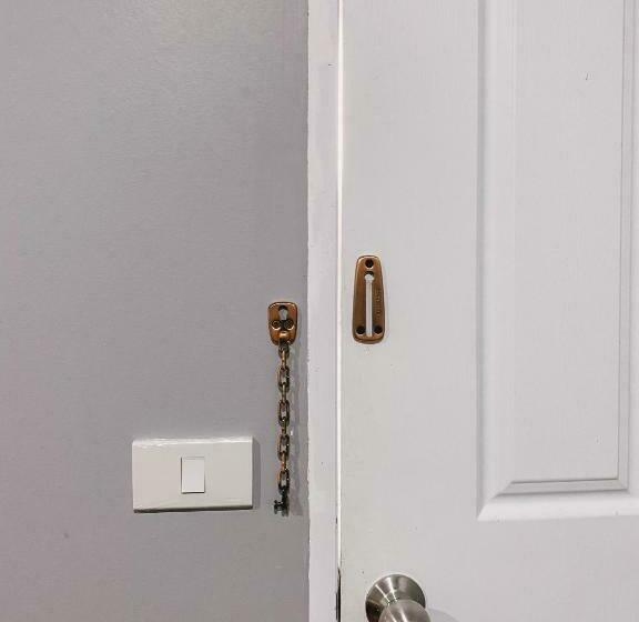 Quarto Estandar Cama King, Np โฮมสเตย์ นอนเต็นท์ติดแอร์