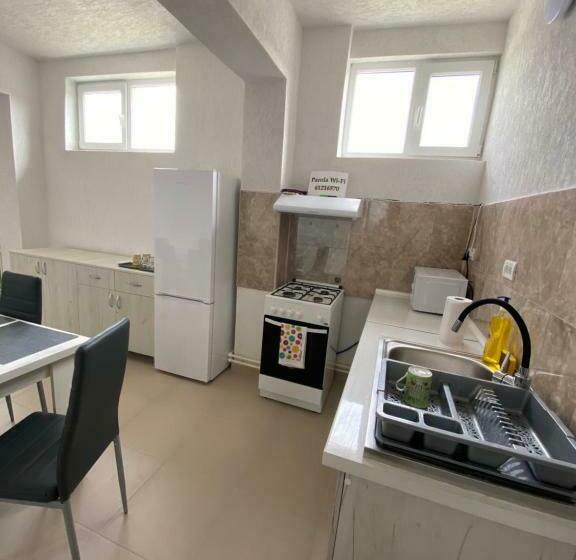 Номер Стандарт Трехместный, Pensiunea La Doinel