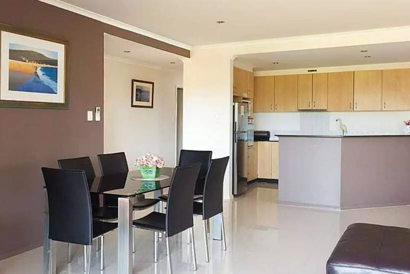 ３ベッドルームアパートメント, Avoca Palms Resort Apartments