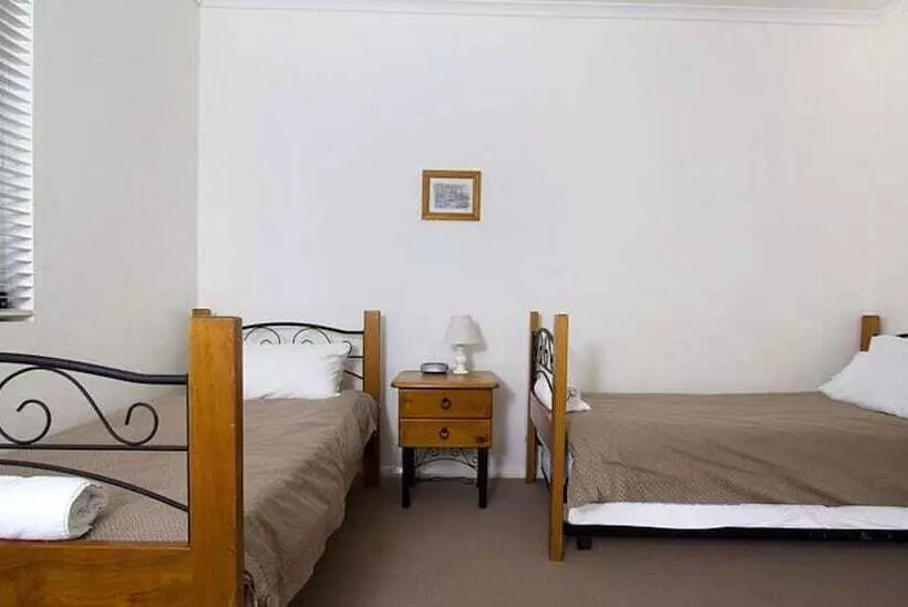 １ベッドルームペントハウスアパート, Avoca Palms Resort Apartments