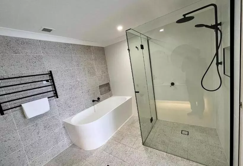 海の見える１ベッドルームアパートメント, Avoca Palms Resort Apartments
