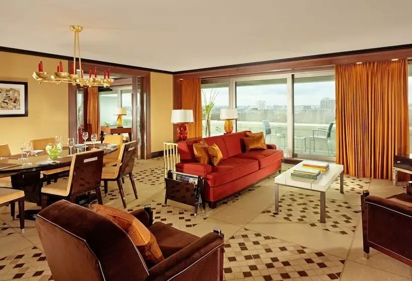 Sviitti Parveke, 45 Park Lane Dorchester Collection