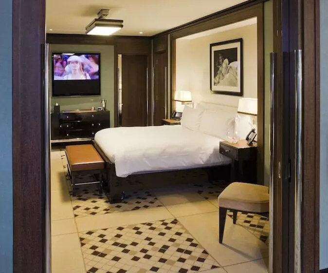 Sviitti Parveke, 45 Park Lane Dorchester Collection