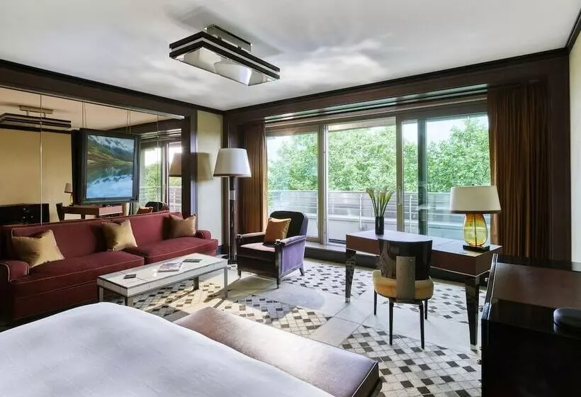 Standard-studio Puistonäkymä, 45 Park Lane Dorchester Collection