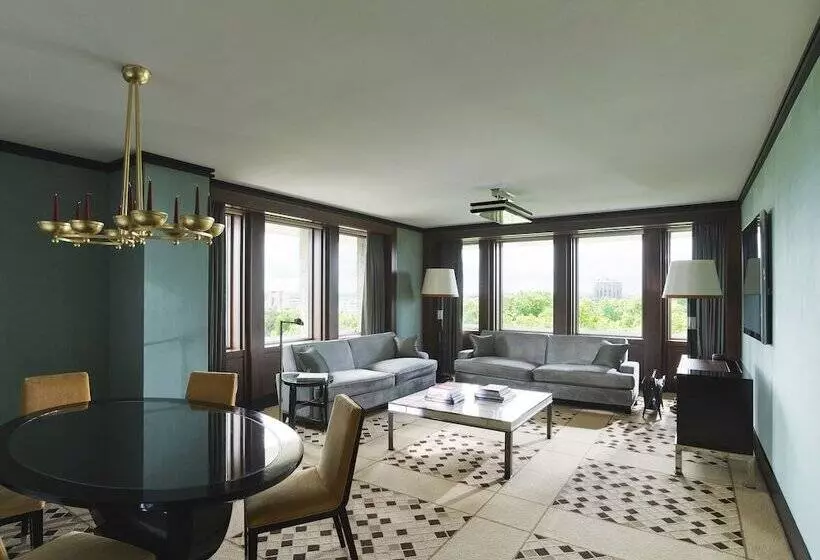 Sviitti Parveke, 45 Park Lane Dorchester Collection