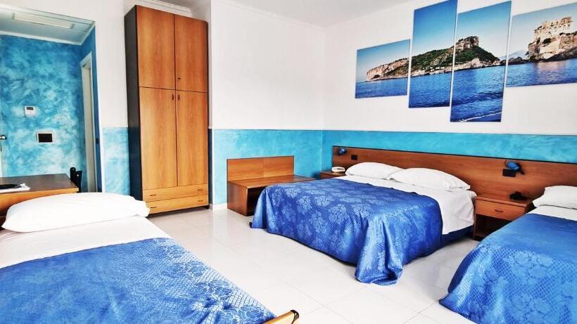 سوییت جونیور با چشم‌انداز دریا, Blu Eden