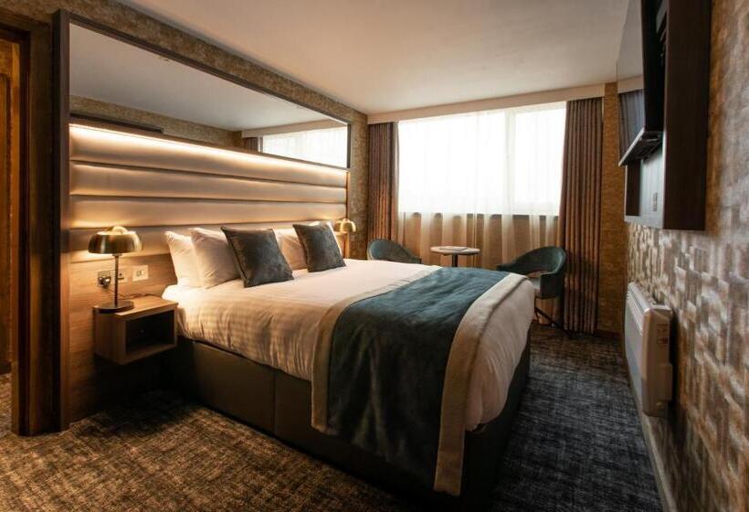 חדר קלאסי, Carlton