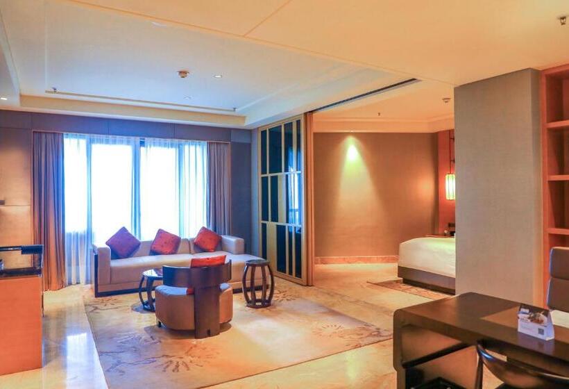 جناح ديلوكس مطل على البحر, Haikou Marriott