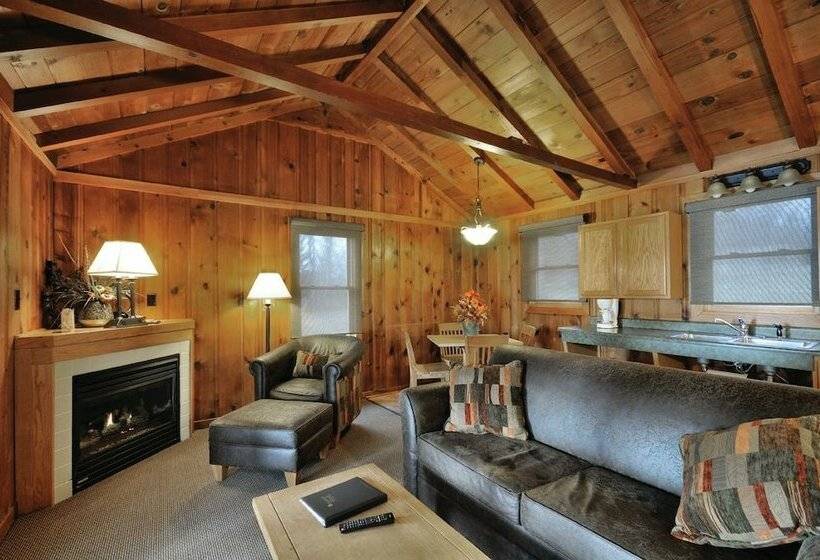 스탠다드 룸 더블 침대, Hueston Woods Lodge & Conference Center