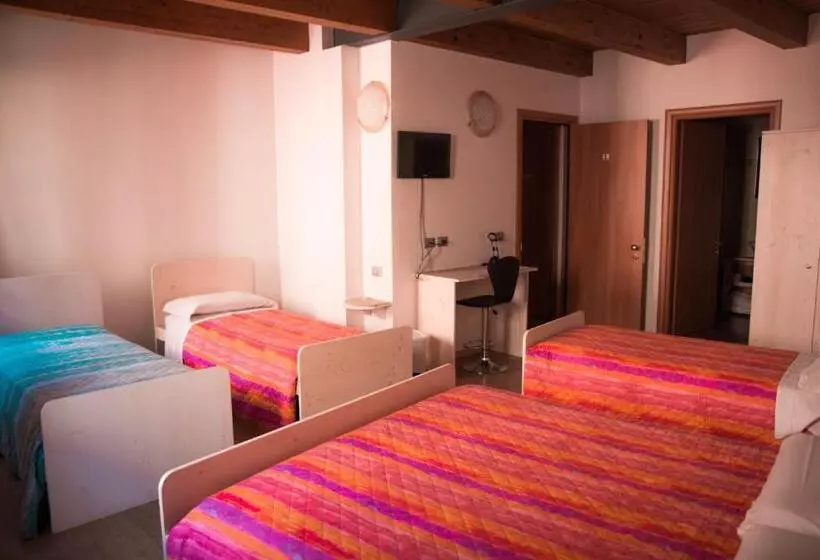 スタンダード4人部屋, La Casa Del Sogno