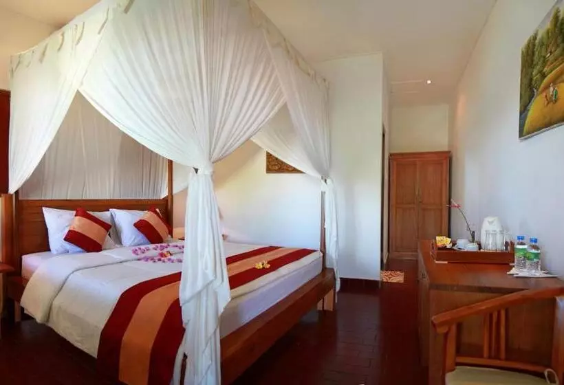 اتاق لوکس با چشم‌انداز استخر, Rama Shinta Hotel Candidasa