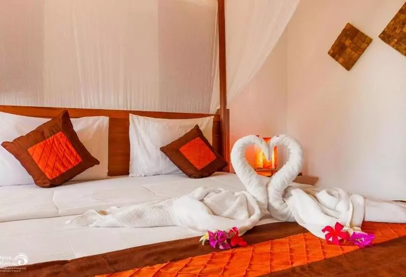 اتاق لوکس با چشم‌انداز استخر, Rama Shinta Hotel Candidasa