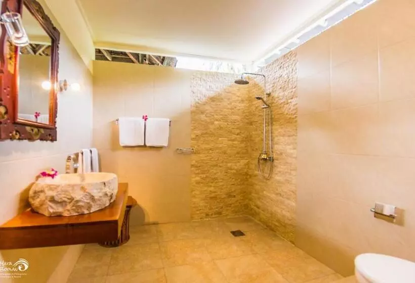 اتاق لوکس با چشم‌انداز استخر, Rama Shinta Hotel Candidasa