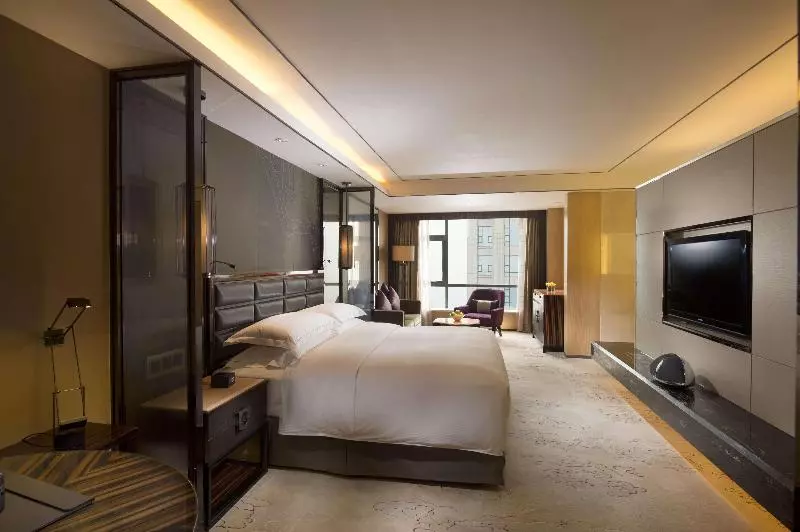 スタンダードスタジオ, Staybridge Suites Knoxville West, An Ihg