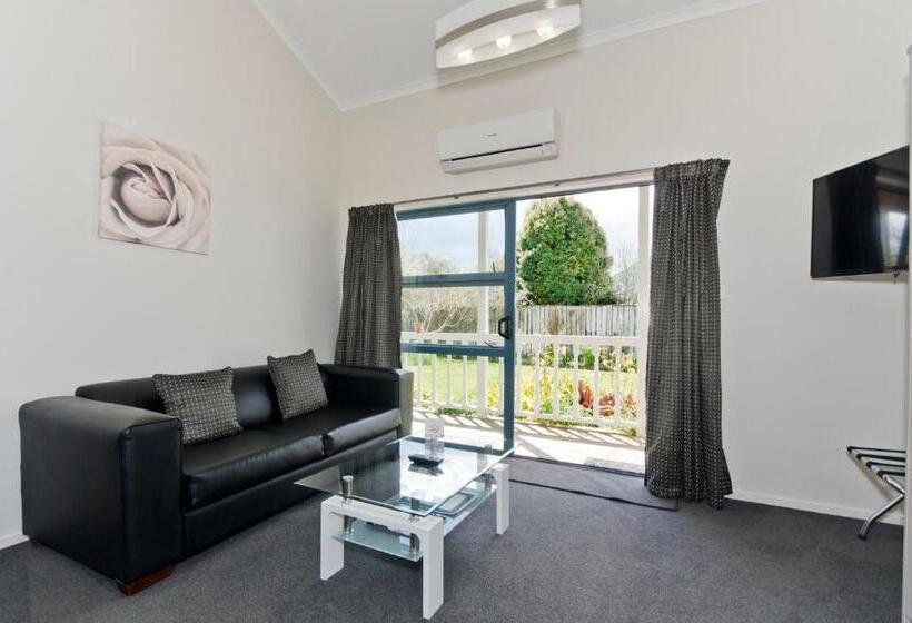 סטודיו סטנדרטי מיטת קווין, Matakana Motel