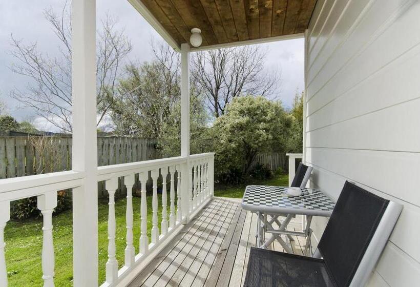 غرفة قياسية بالطابق الأرضى, Matakana Motel